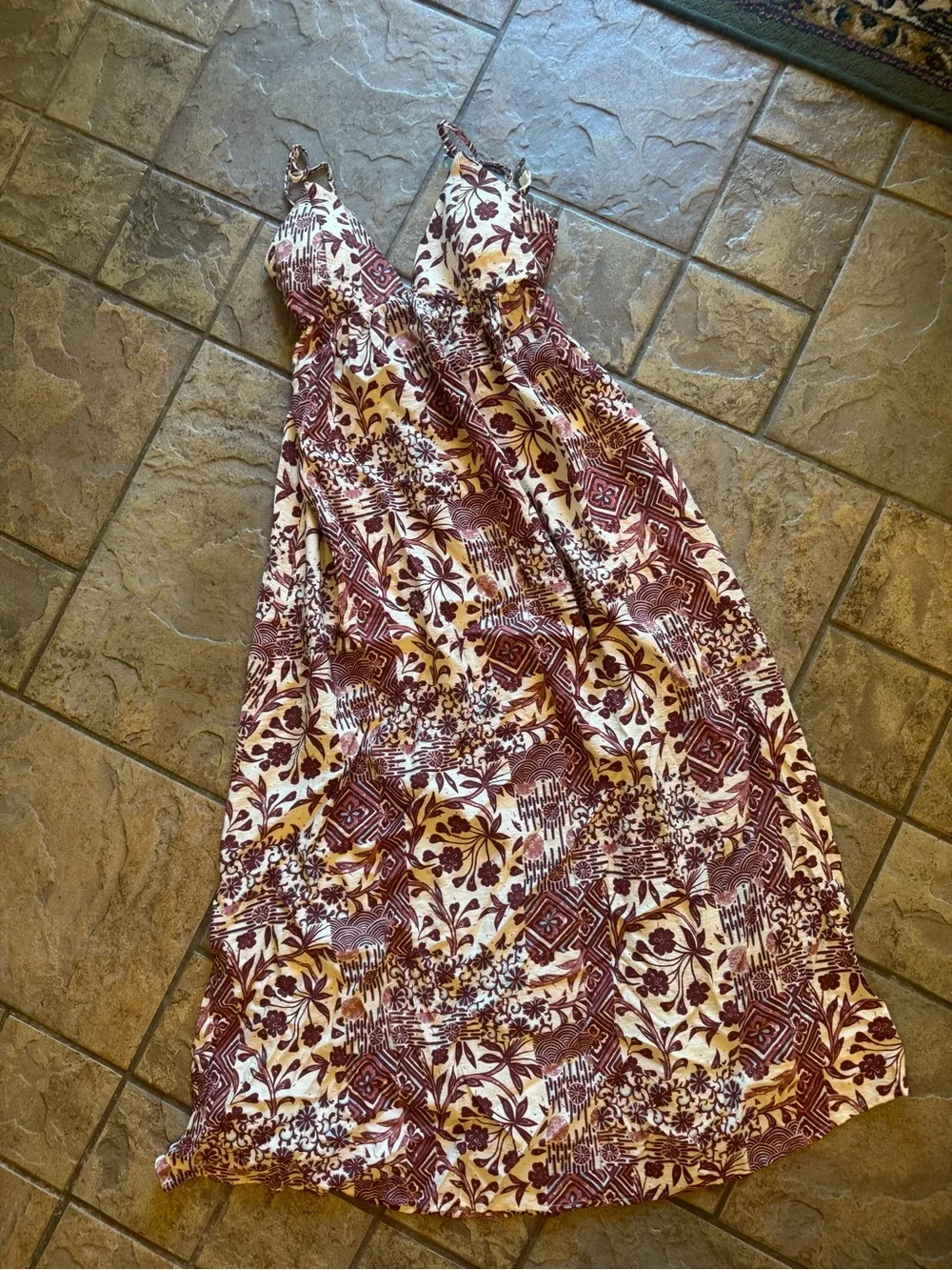 Abercrombie & Fitch White Maxi Dress with Rust Floral Print Bra Free Flowy maxi